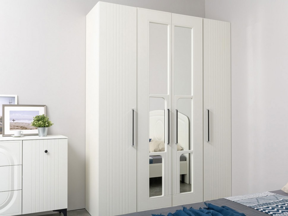 Распашной шкаф Валенсия